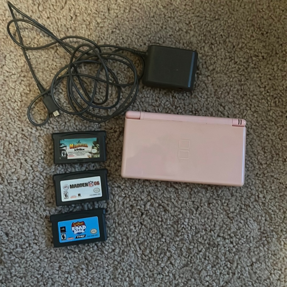 COPY - Nintendo DS Lite